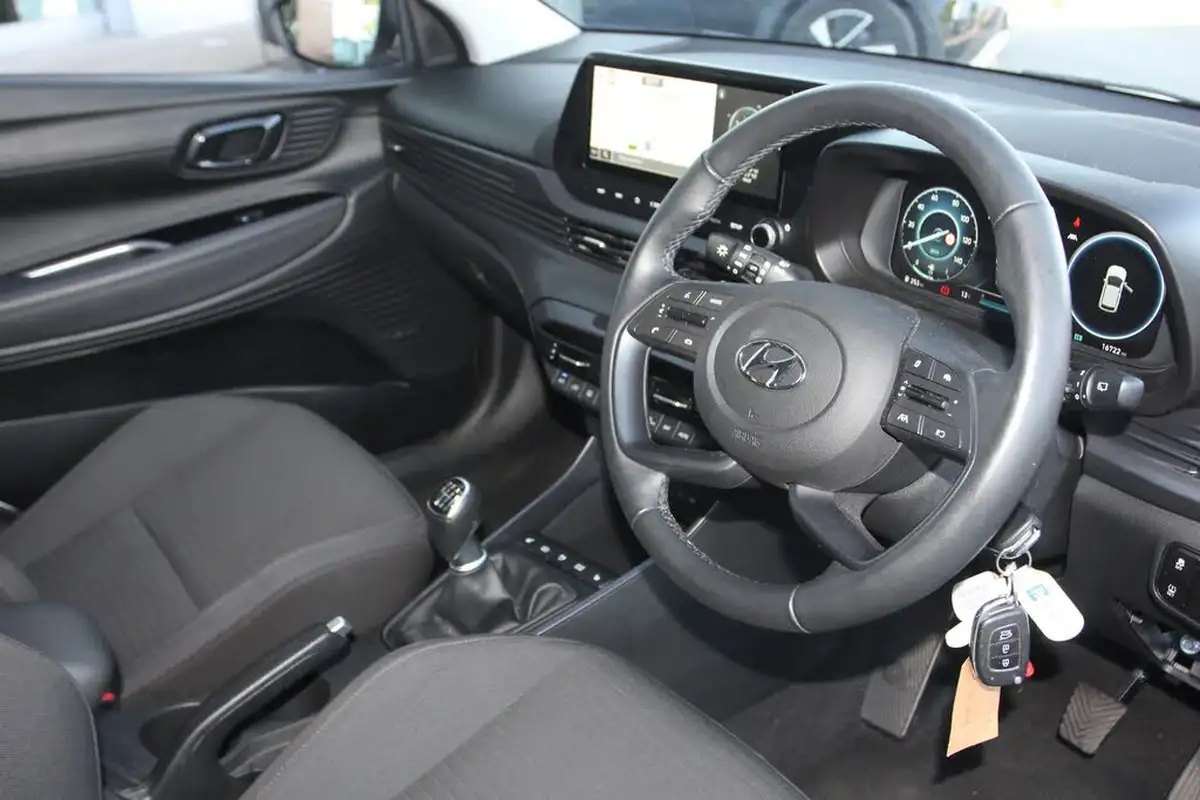 2021-hyundai-i20-10-t-gdi-premium-eclutch-imt-big-17