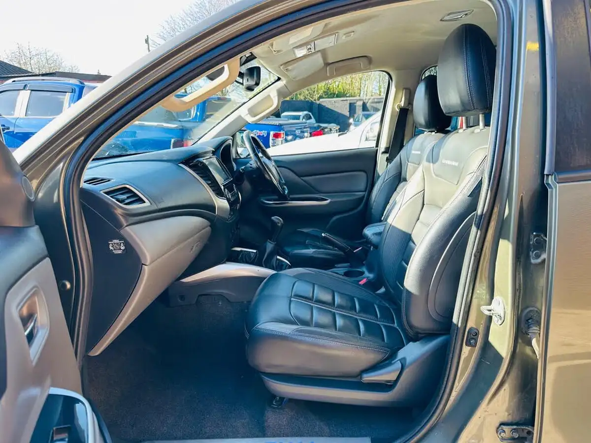 2019-mitsubishi-l200-24di-d-barbarian-eu6-big-63