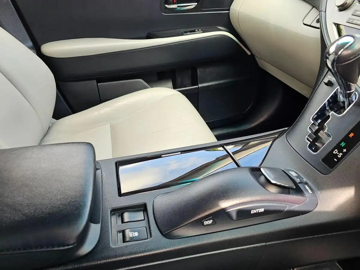 2011-lexus-rx-450h-35-se-i-4x4-big-51