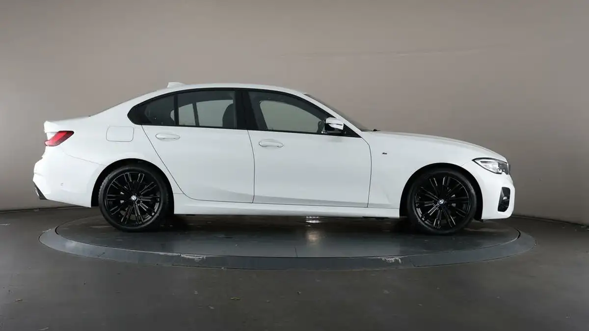 2022-bmw-3-series-20td-320d-m-sport-mht-saloon-4d-big-52