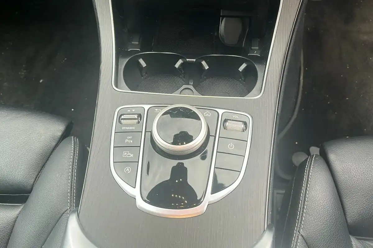 2021-mercedes-benz-c-class-15-c200-amg-line-198ps-eq-boost-ss-estate-5d-1497cc-big-25