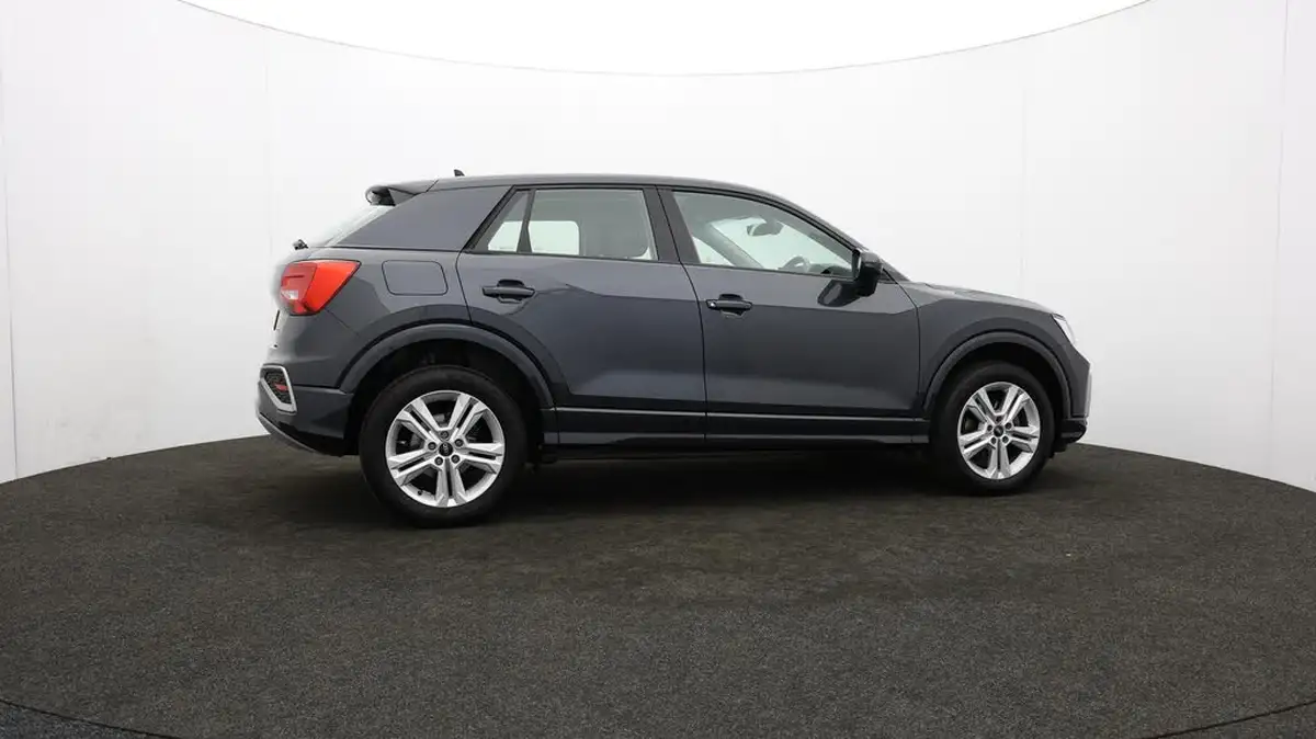 2021-audi-q2-15-35-tfsi-sport-big-39
