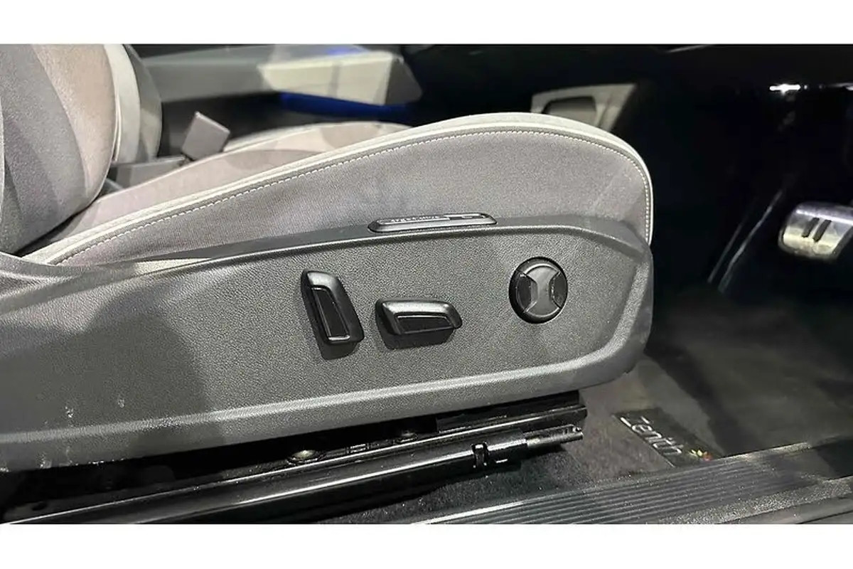 2021-volkswagen-id3-e-tour-big-27