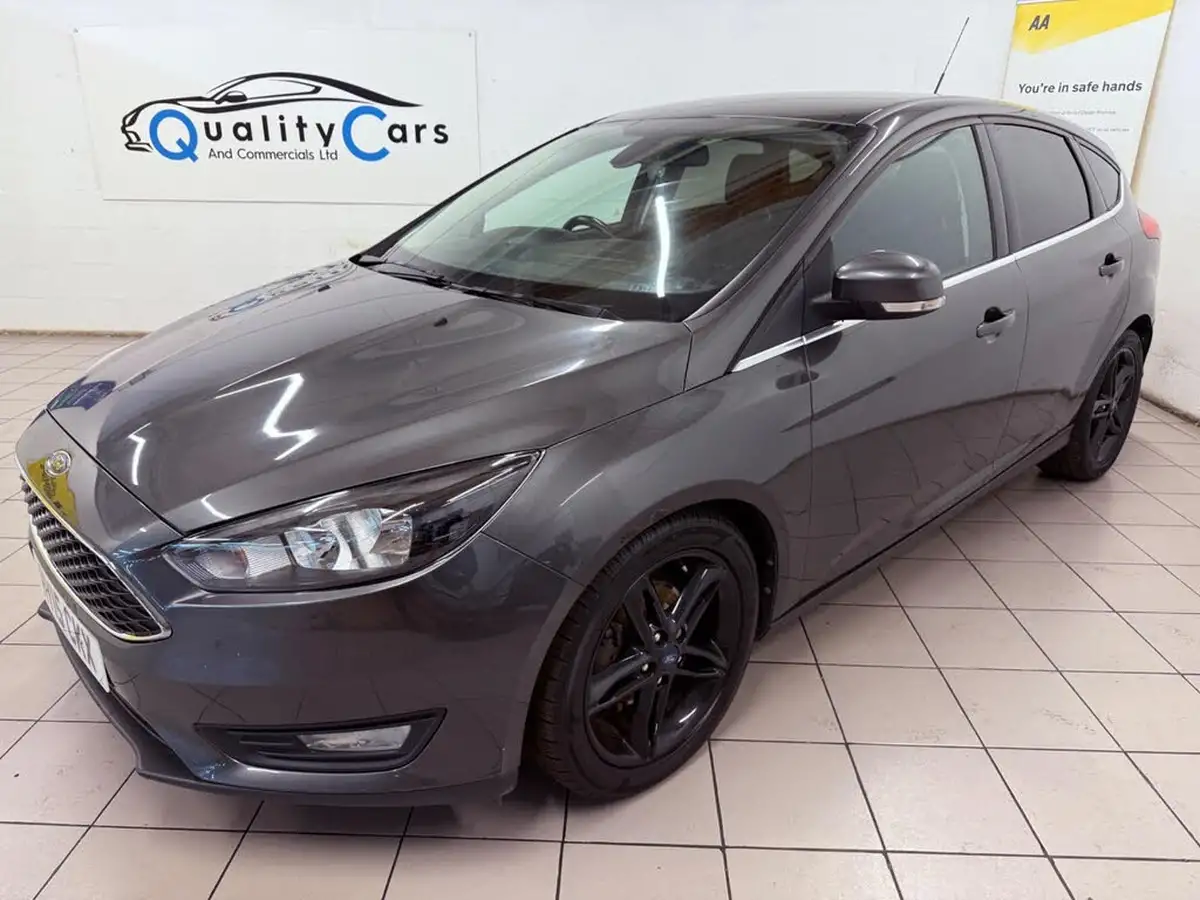 2015-ford-focus-15tdci-zetec-120ps-hatchback-big-0