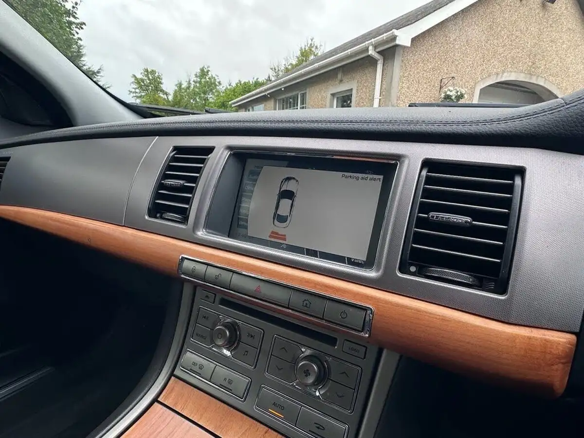 2008-jaguar-xf-27td-luxury-big-32