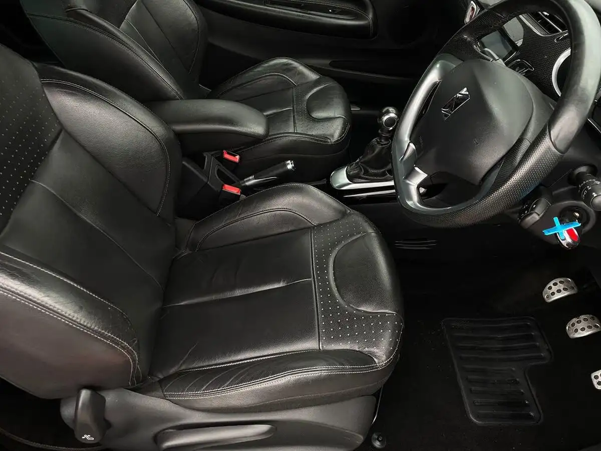 2012-citroen-ds3-16-dsport-plus-thp-155ps-big-33