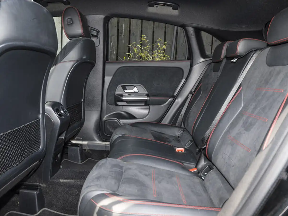 2021-mercedes-benz-gla-class-13-gla-180-amg-line-1332cc-big-5