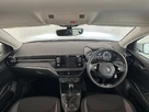 2023-skoda-fabia-10-tsi-se-comfort-109ps-dsg-small-10
