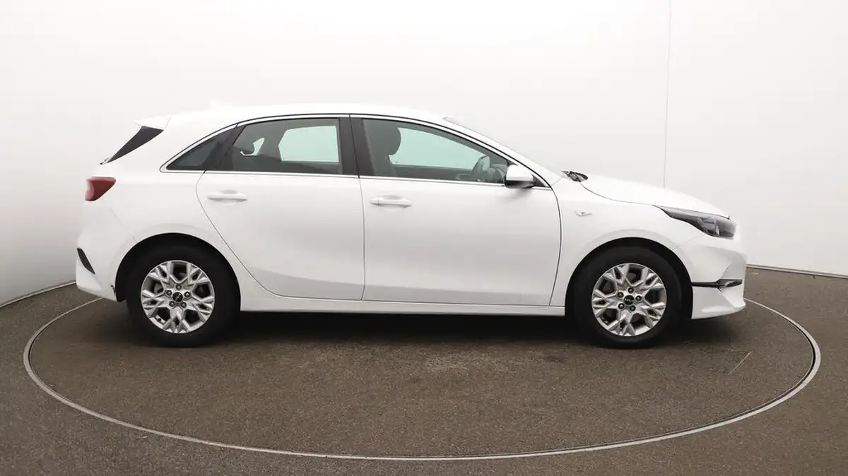2021-kia-ceed-10-t-gdi-2-hatchback-big-46