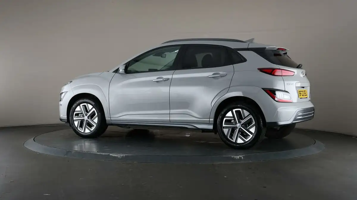 2022-hyundai-kona-e-premium-204ps-64kwh-7kw-obc-big-78