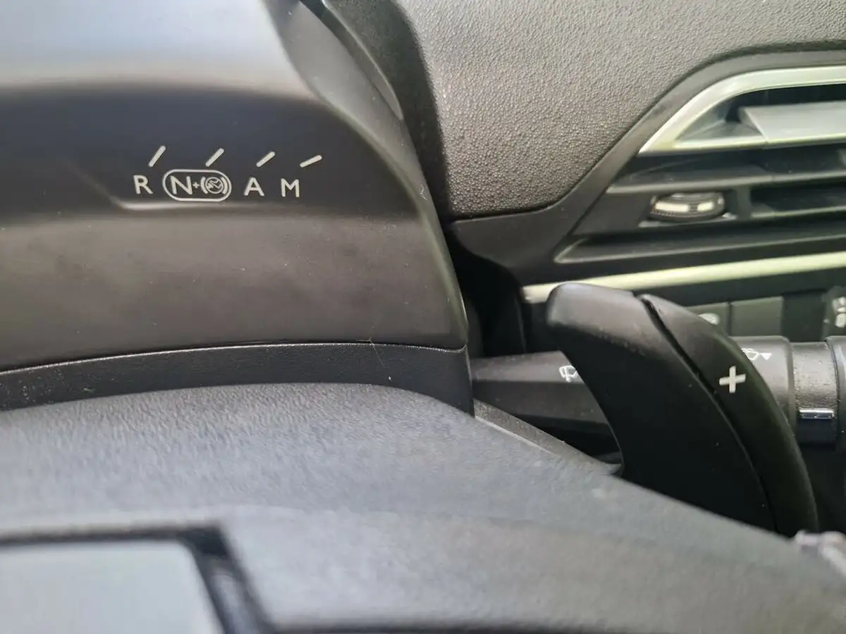 2014-citroen-grand-c4-picasso-16e-hdi-exclusive-etg6-big-43