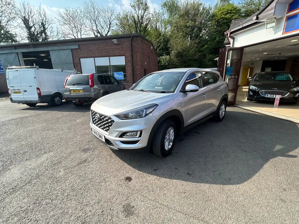2019-hyundai-tucson-16-gdi-s-connect-big-12