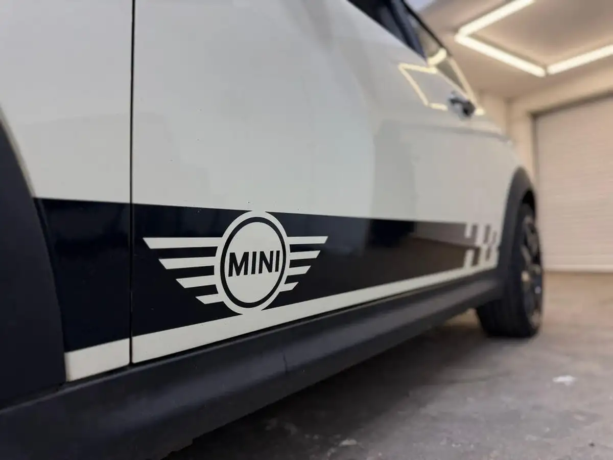 2009-mini-cooper-14-first-75bhp-big-26