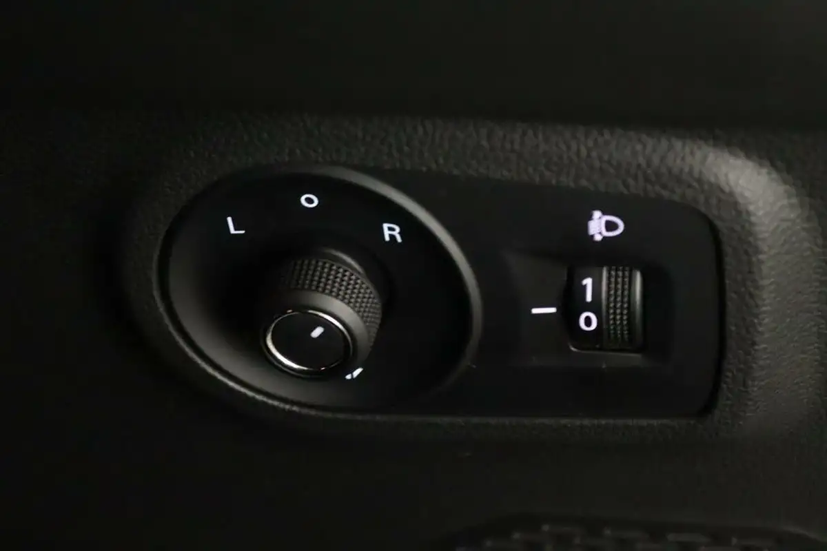 2023-mg-zs-suv-e-trophy-connect-ev-176ps-big-16