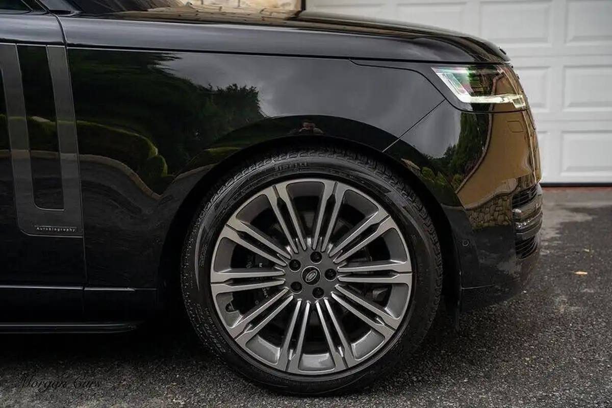 2022-land-rover-range-rover-30-p400-autobiography-big-6