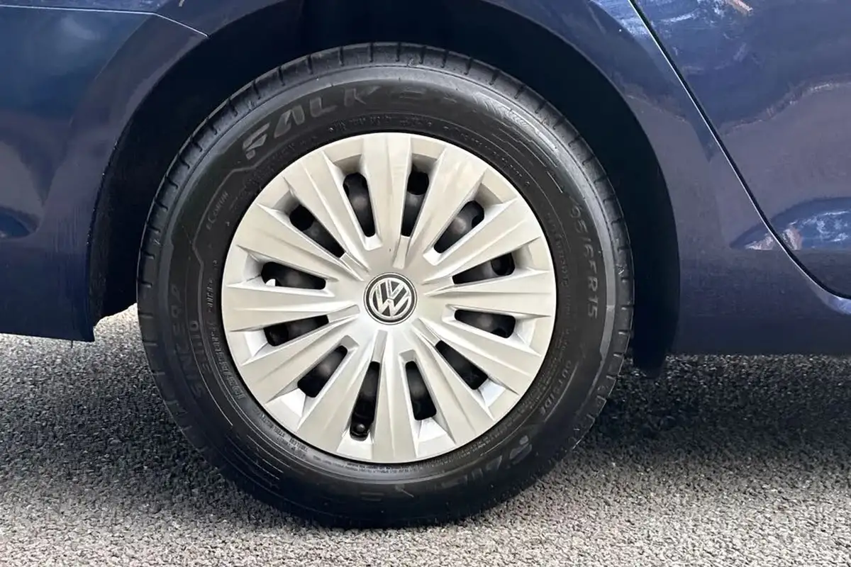2017-volkswagen-golf-14-tsi-ss-estate-5d-dsg-big-19