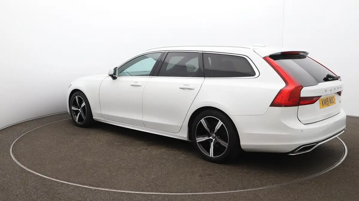 2019-volvo-v90-20td-d4-r-design-big-54