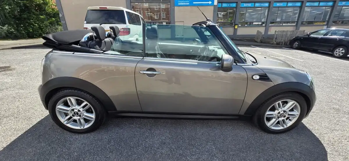 2011-mini-cooper-16td-cooper-d-112bhp-convertible-2d-1598cc-big-18