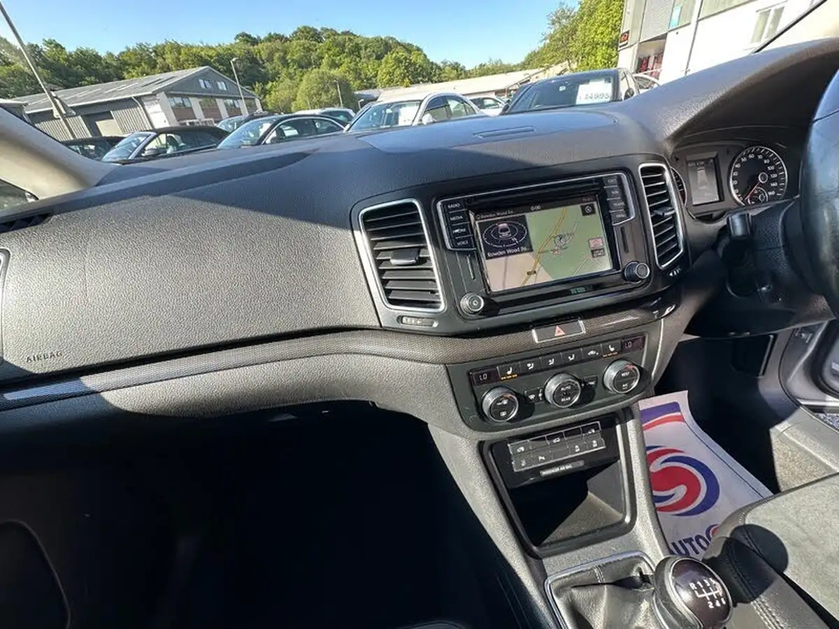 2015-seat-alhambra-20tdi-style-advanced-150ps-ecomotive-big-30