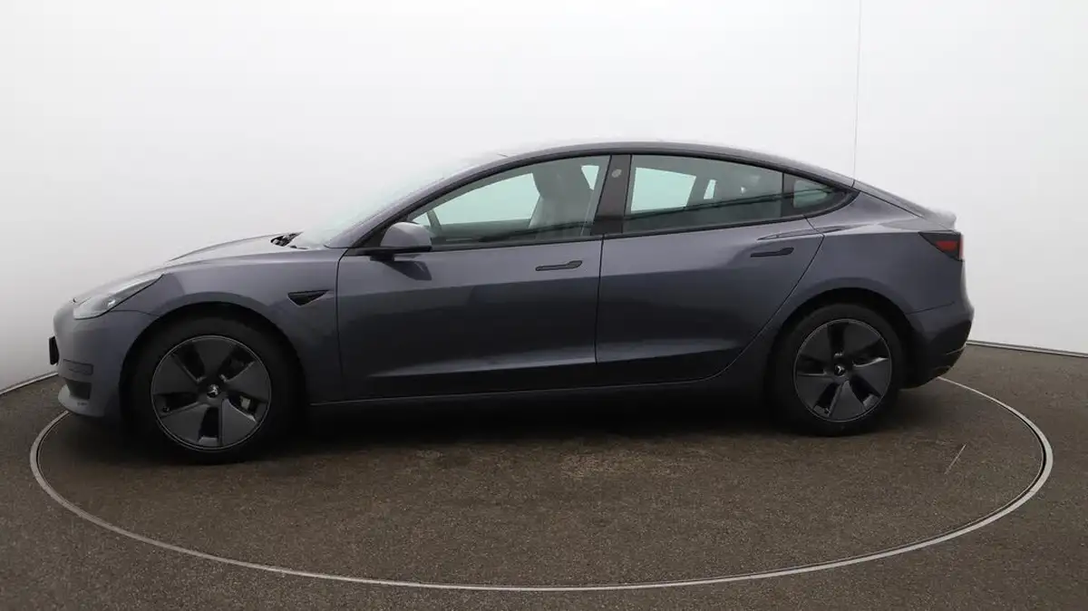 2021-tesla-model-3-e-standard-plus-big-65