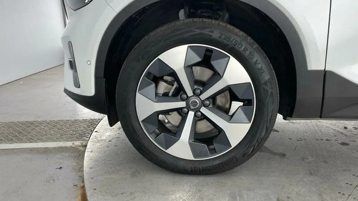 2023-volvo-xc40-20-b4-ultimate-big-36