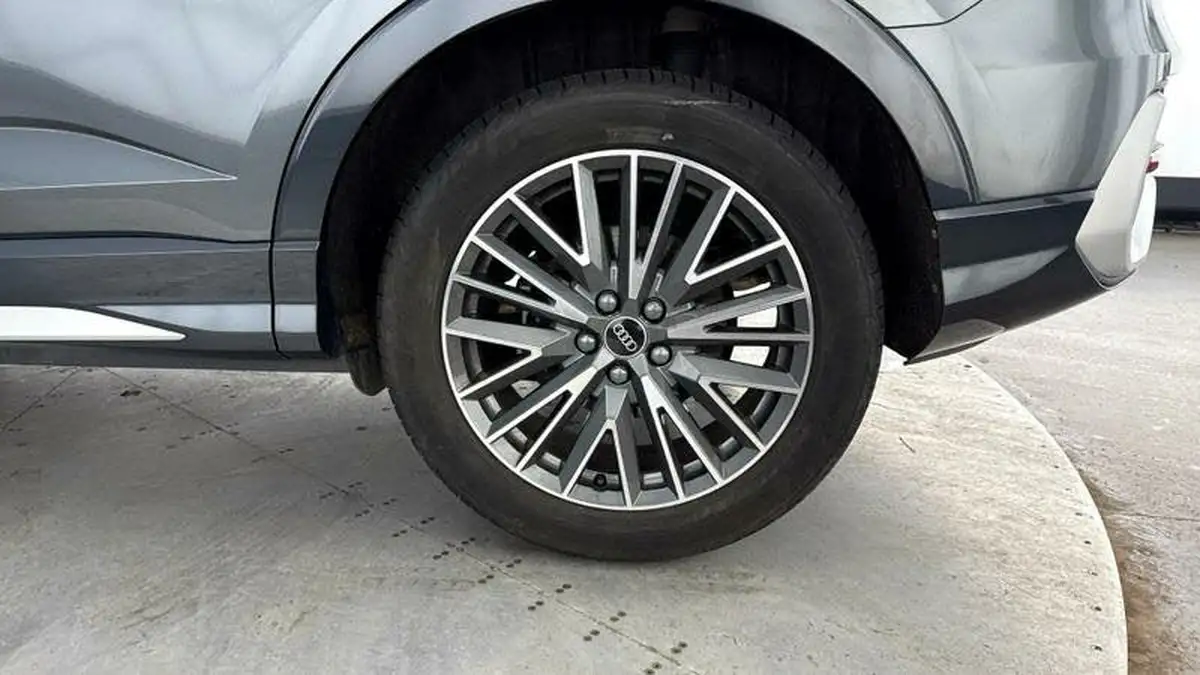 2024-audi-q3-15-35-tfsi-s-line-sportback-tronic-big-34