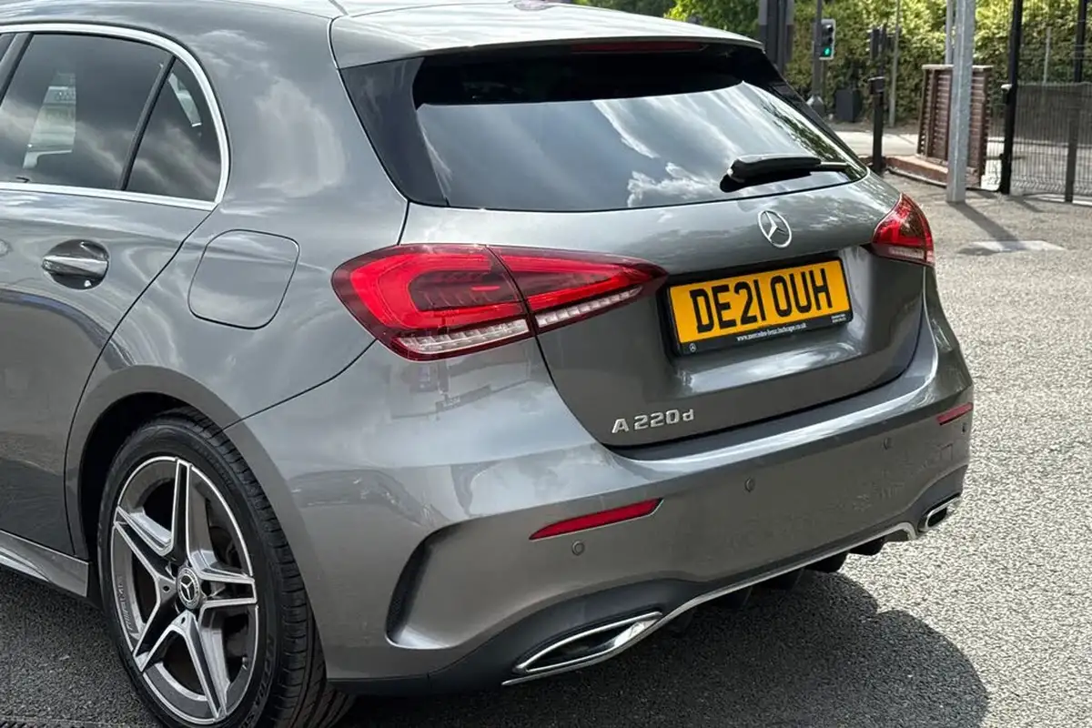 2021-mercedes-benz-a-class-20d-a220d-amg-line-hatchback-5d-big-7