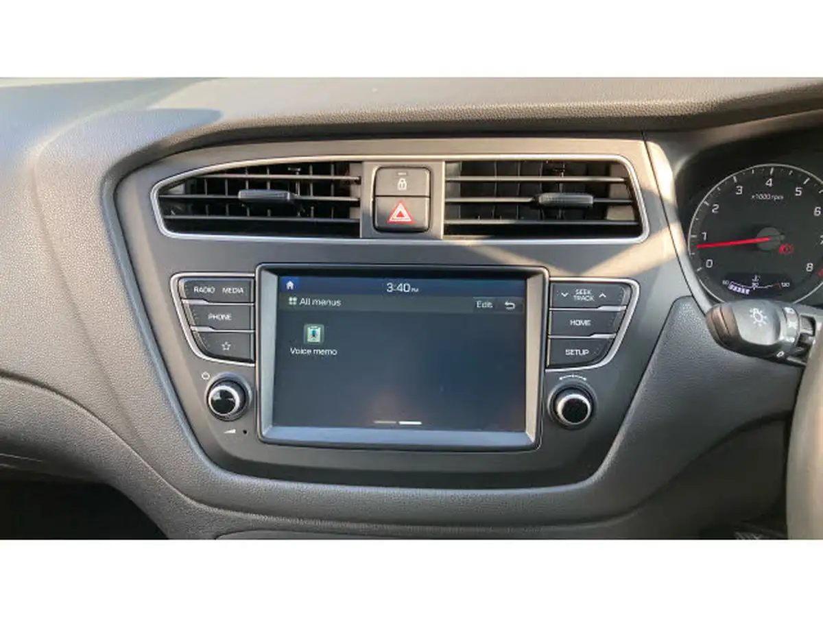 2018-hyundai-i20-12-se-mpi-isg-hatchback-5d-big-22