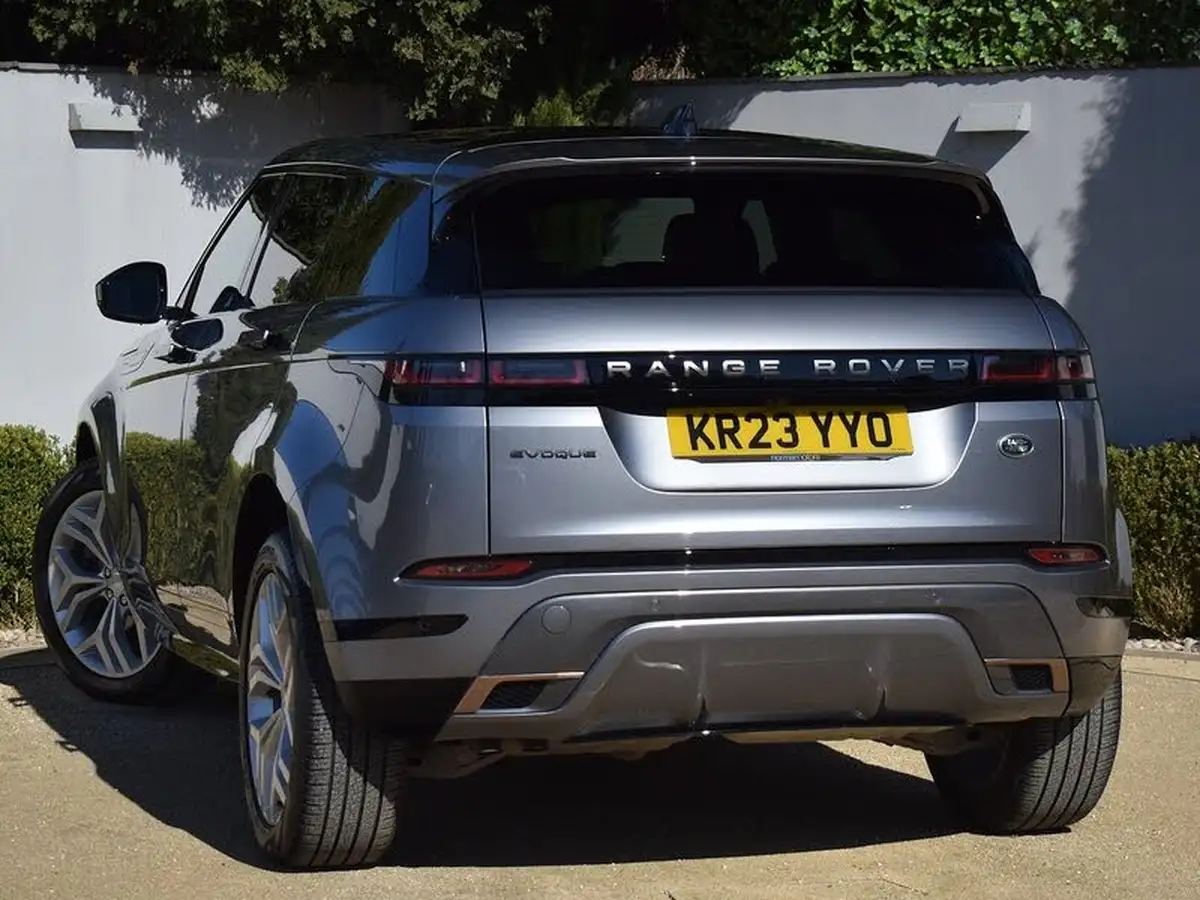 2023-land-rover-range-rover-evoque-20-d200-r-dynamic-se-big-7