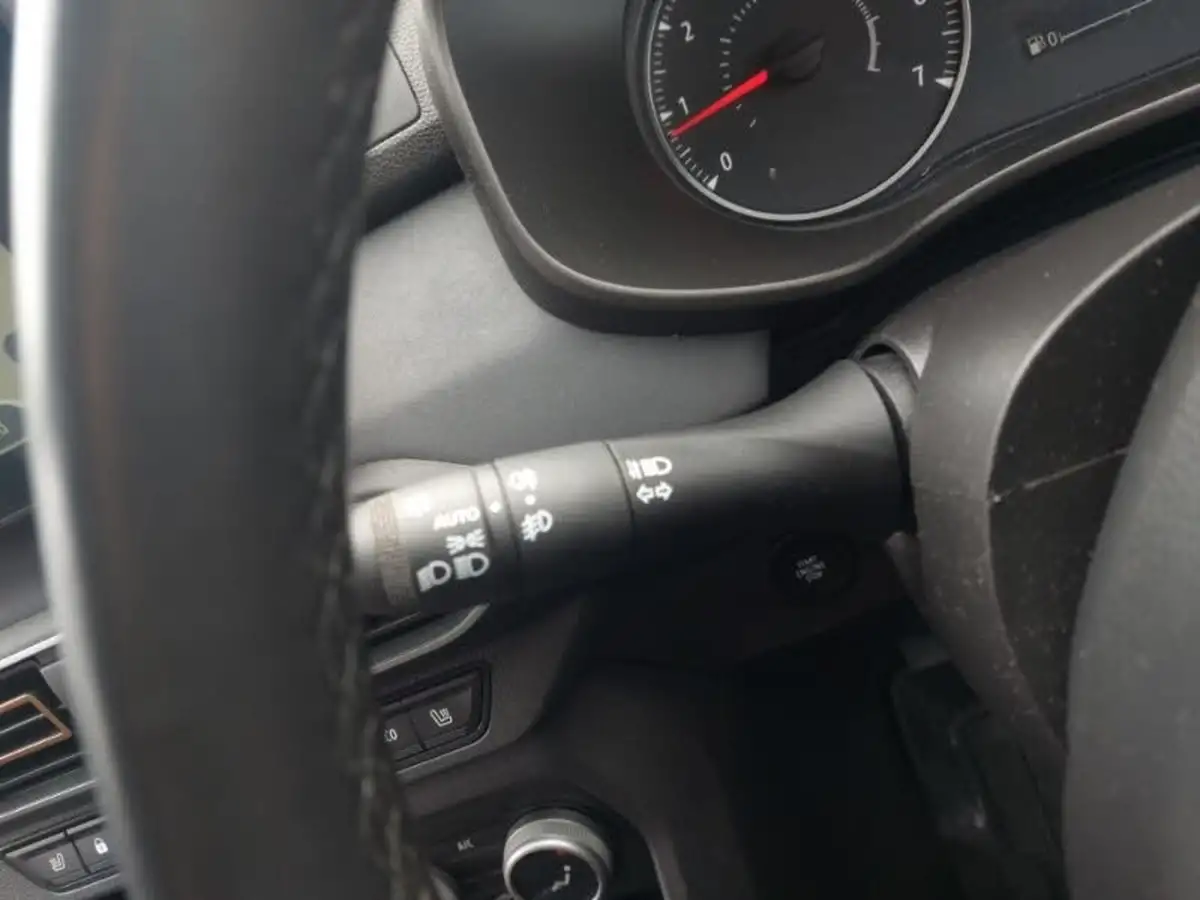 2023-dacia-jogger-10-tce-extreme-big-16