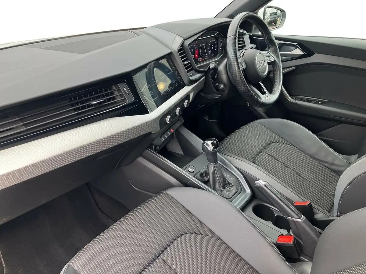 2021-audi-a1-10-30-tfsi-s-line-110ps-tronic-big-15
