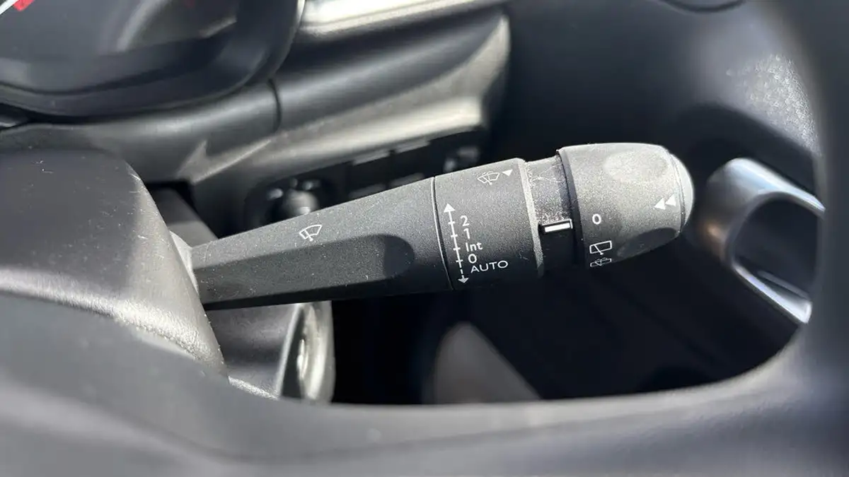 2023-citroen-c3-12-puretech-c-series-edition-83ps-ss-big-27