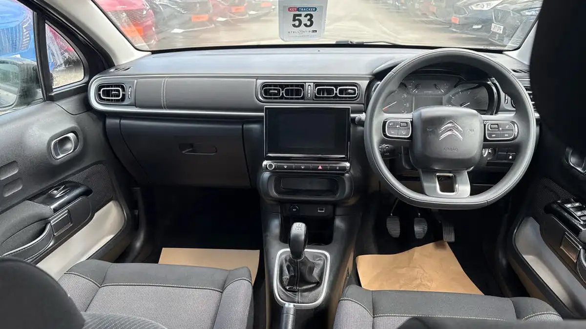 2023-citroen-c3-12-puretech-c-series-edition-83ps-ss-big-3