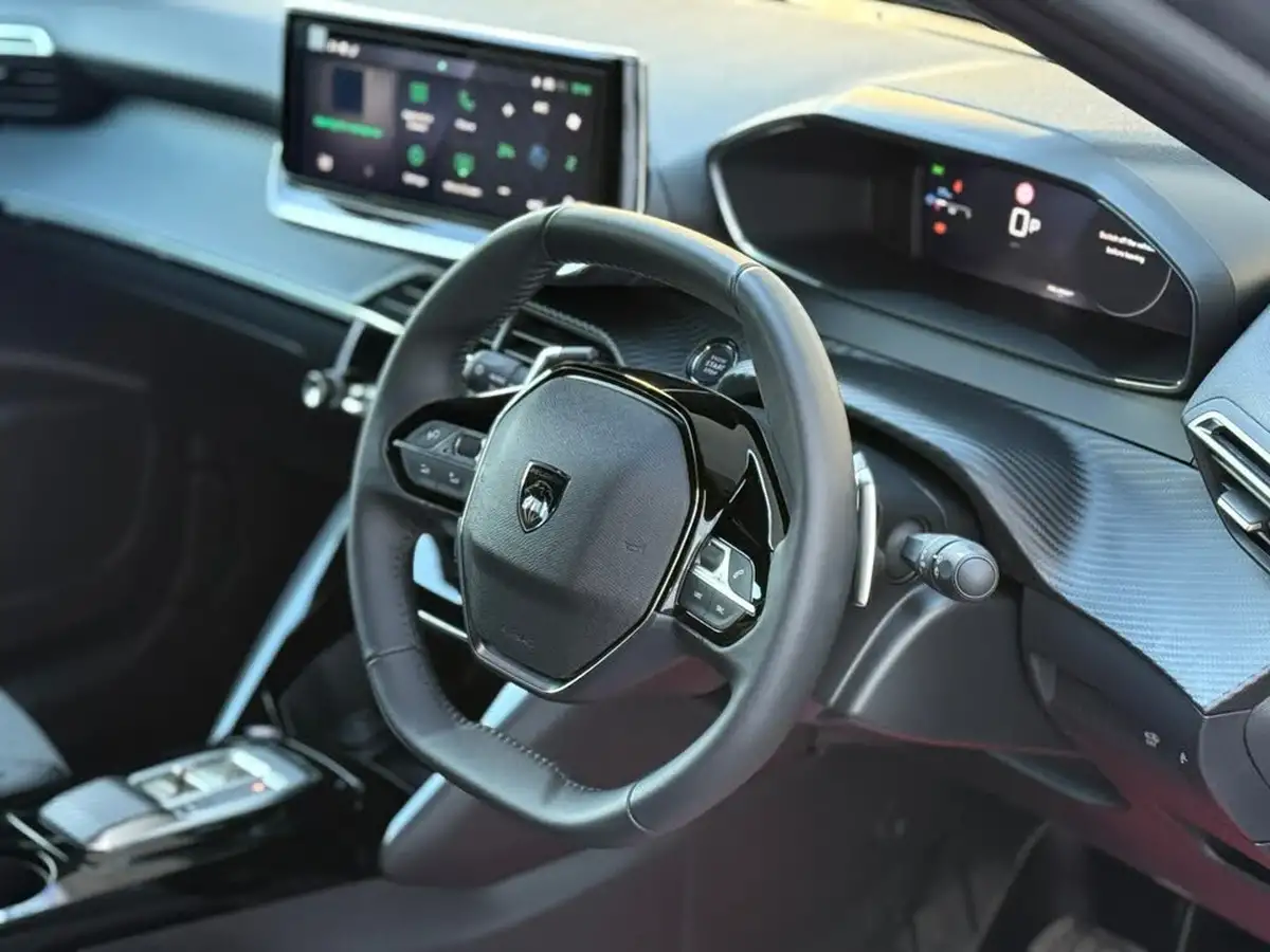 2025-peugeot-2008-suv-12-puretech-allure-130ps-eat8-big-58