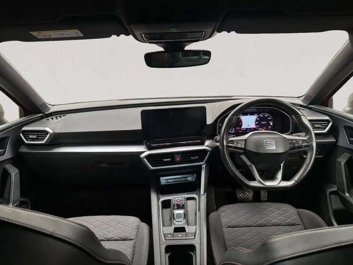 2020-seat-leon-15-etsi-fr-first-edition-hatchback-big-11