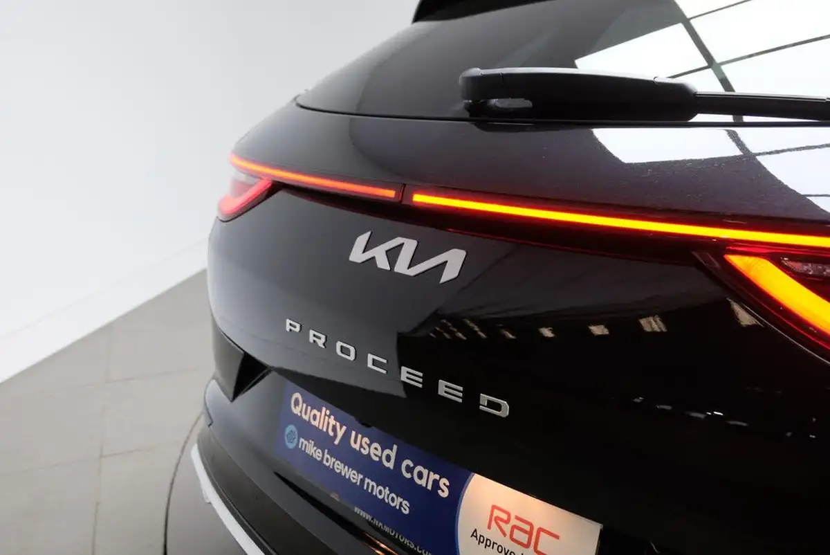 2024-kia-pro-ceed-15-t-gdi-gt-line-138bhp-dct-big-41