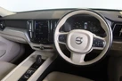 2021-volvo-xc60-20td-b4-momentum-small-3