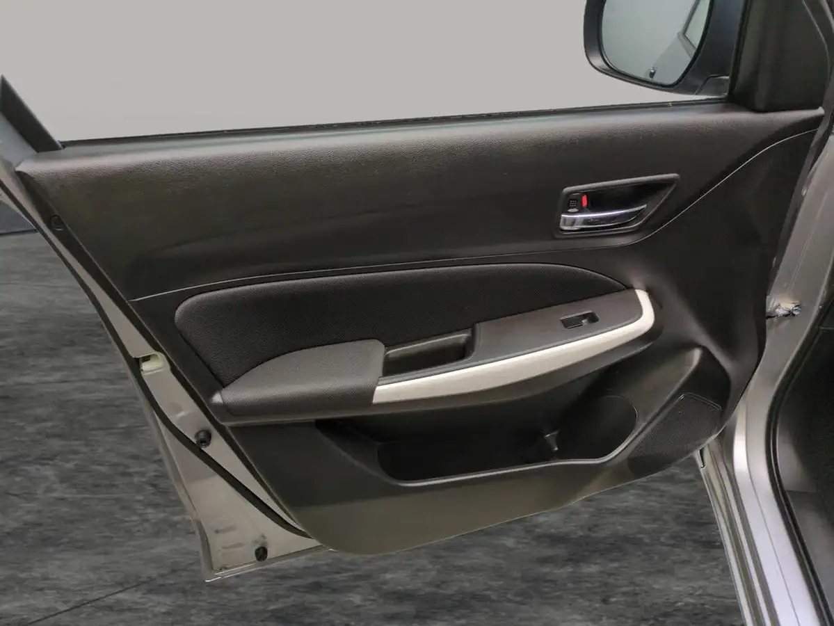 2017-suzuki-swift-10-boosterjet-sz-t-big-8