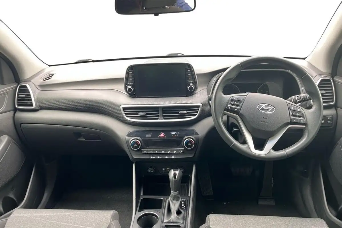 2021-hyundai-tucson-16crdi-se-nav-136ps-dct-big-6