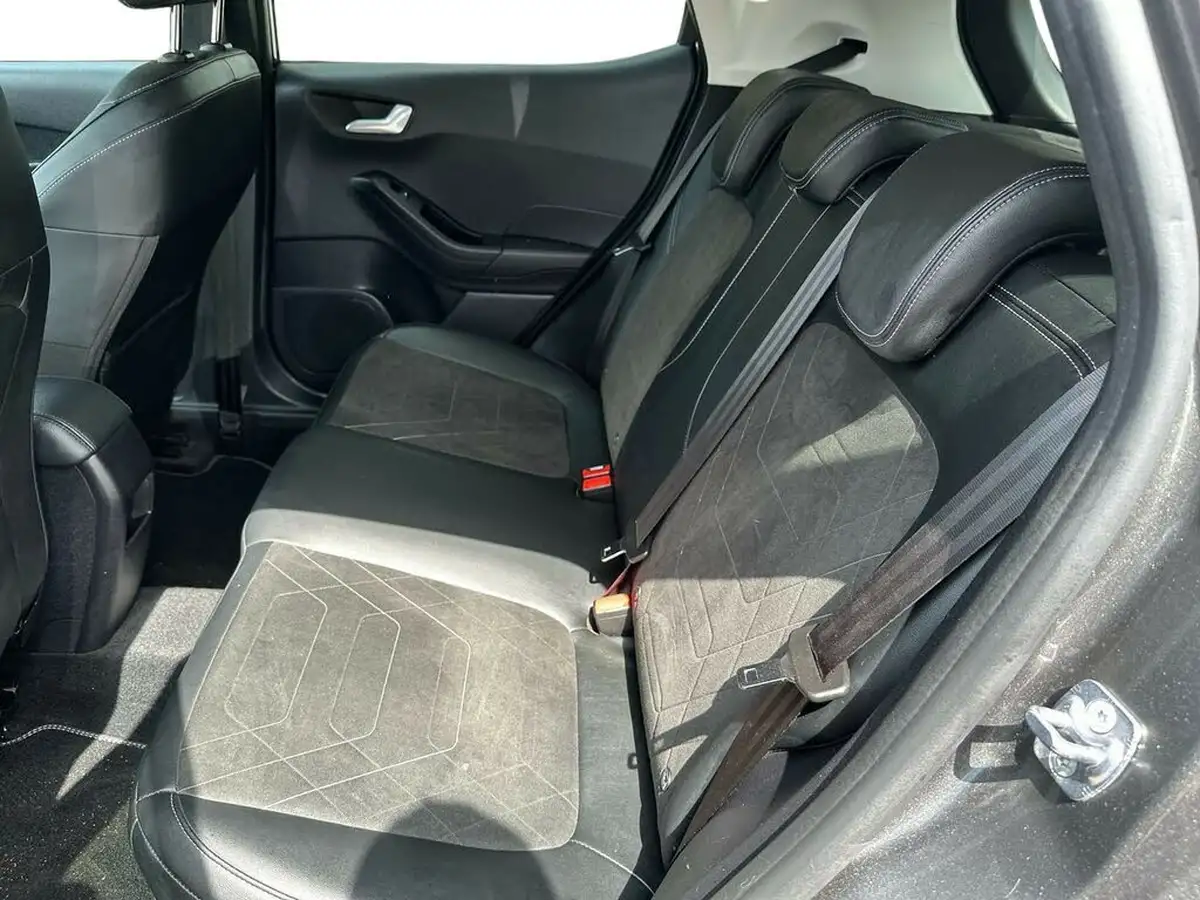 2023-ford-fiesta-10t-titanium-x-125ps-hybrid-mhev-big-13