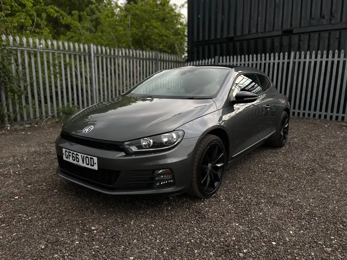 2016-volkswagen-scirocco-20tdi-gt-150ps-dsg-big-4