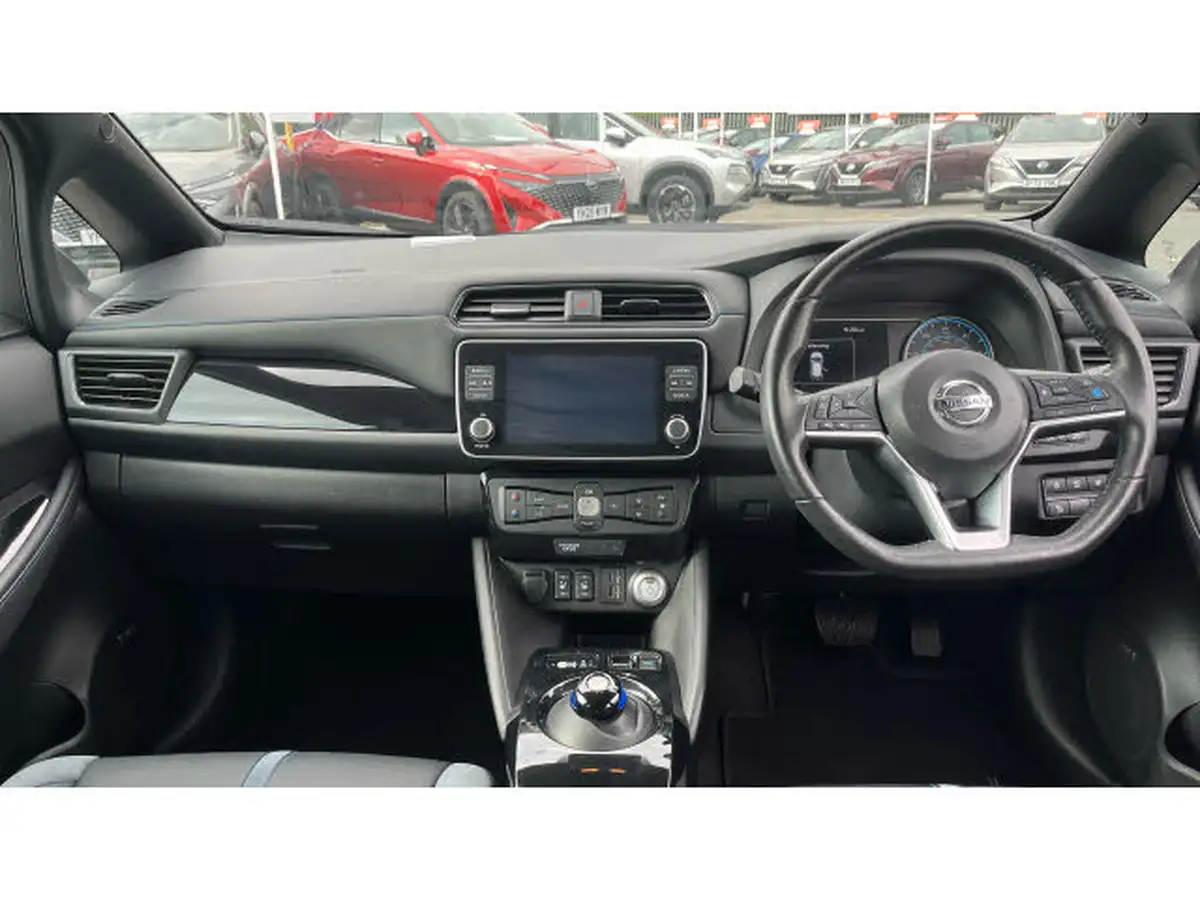 2021-nissan-leaf-e-tekna-big-9