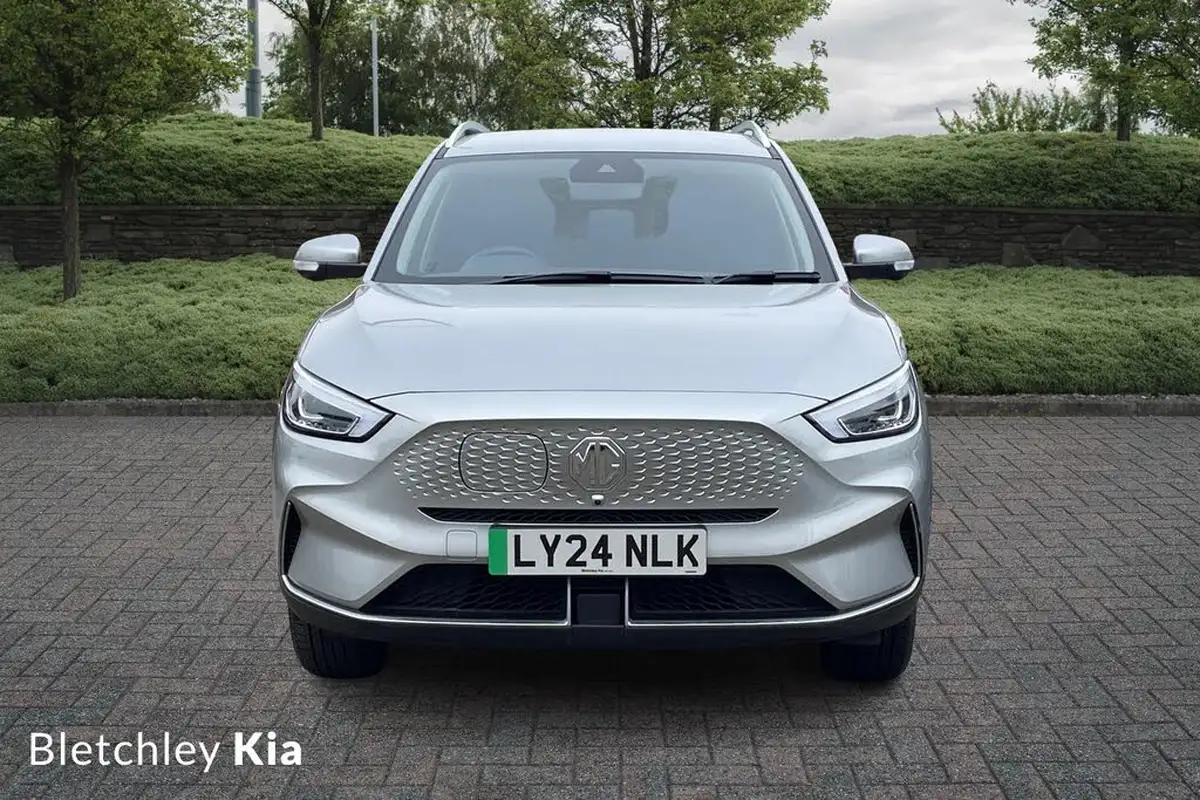 2024-mg-zs-suv-e-trophy-connect-ev-156ps-long-range-big-3