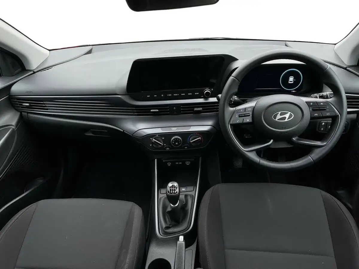 2025-hyundai-i20-10-t-gdi-advance-big-12