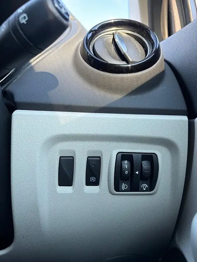 2020-renault-captur-09-tce-gt-line-big-27