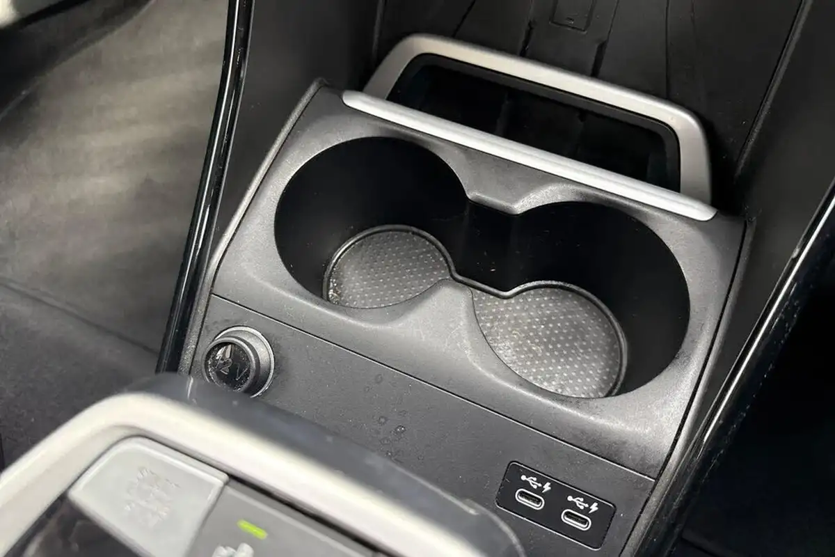 2022-bmw-2-series-15-220i-luxury-big-44