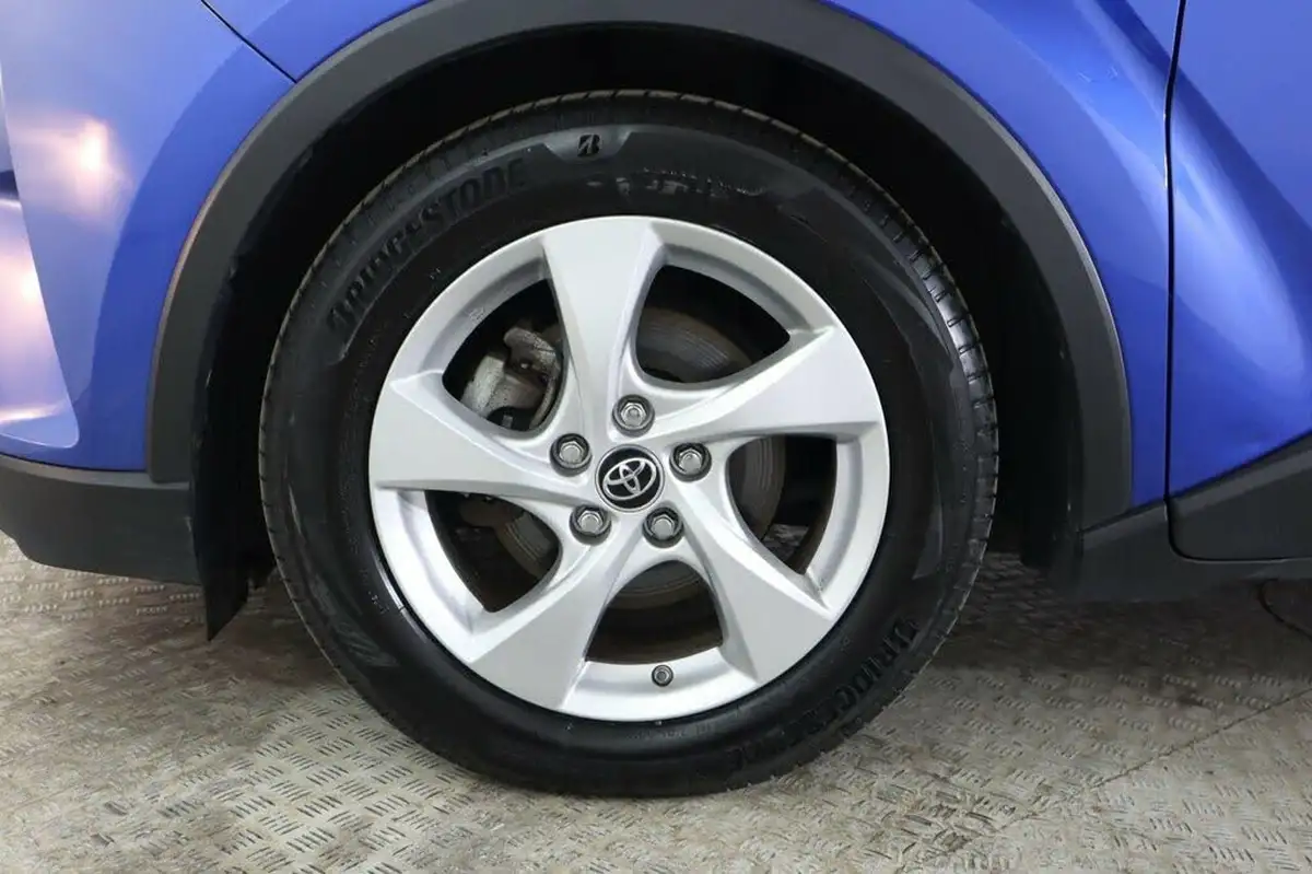 2019-toyota-c-hr-18-vvt-i-icon-big-27