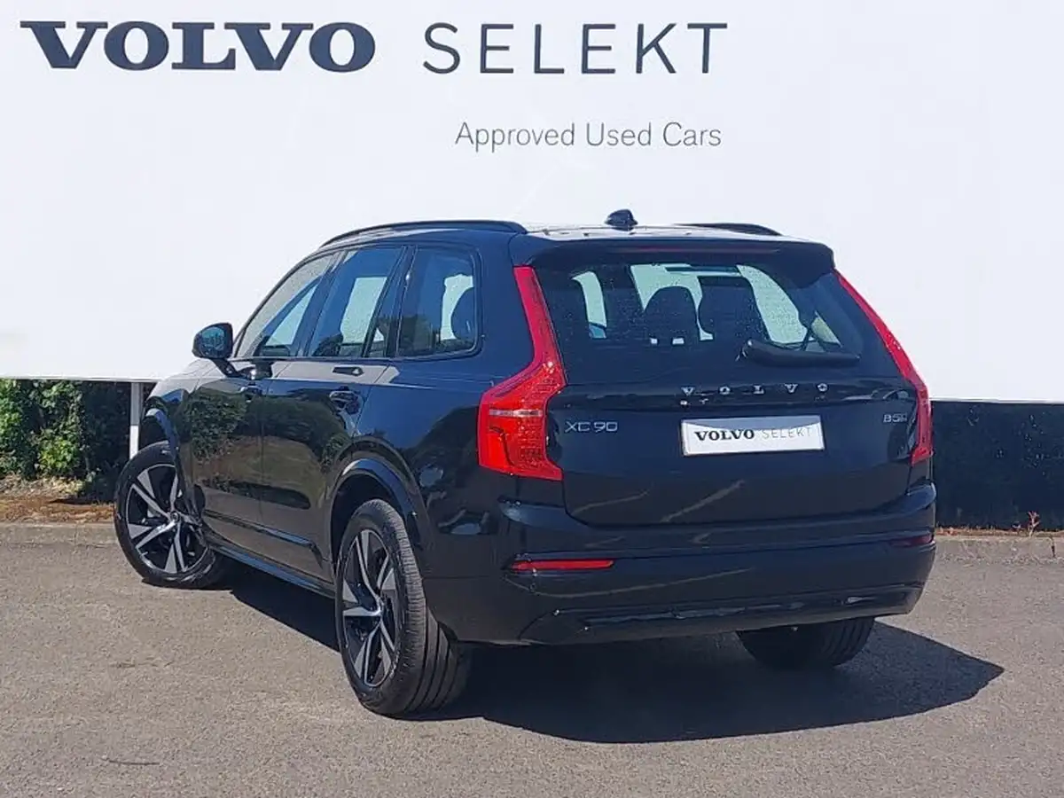 2024-volvo-xc90-20-b5-r-design-big-1