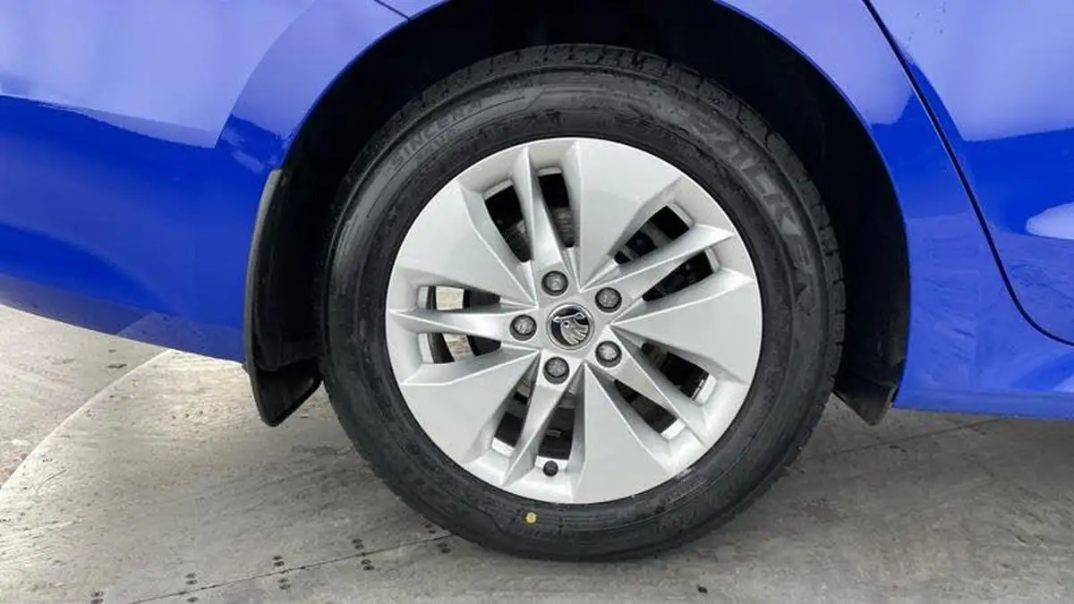 2022-skoda-octavia-10-tsi-e-tec-se-estate-big-25