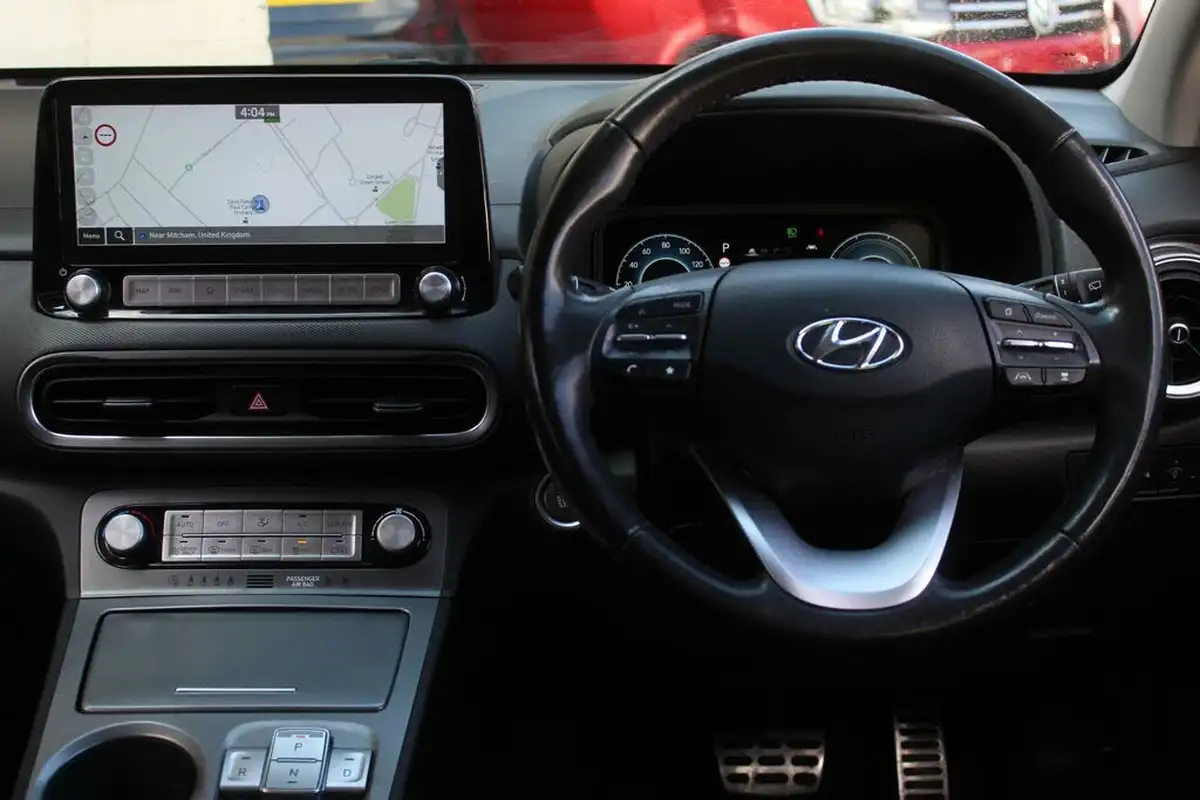 2022-hyundai-kona-e-premium-204ps-64kwh-7kw-obc-big-14